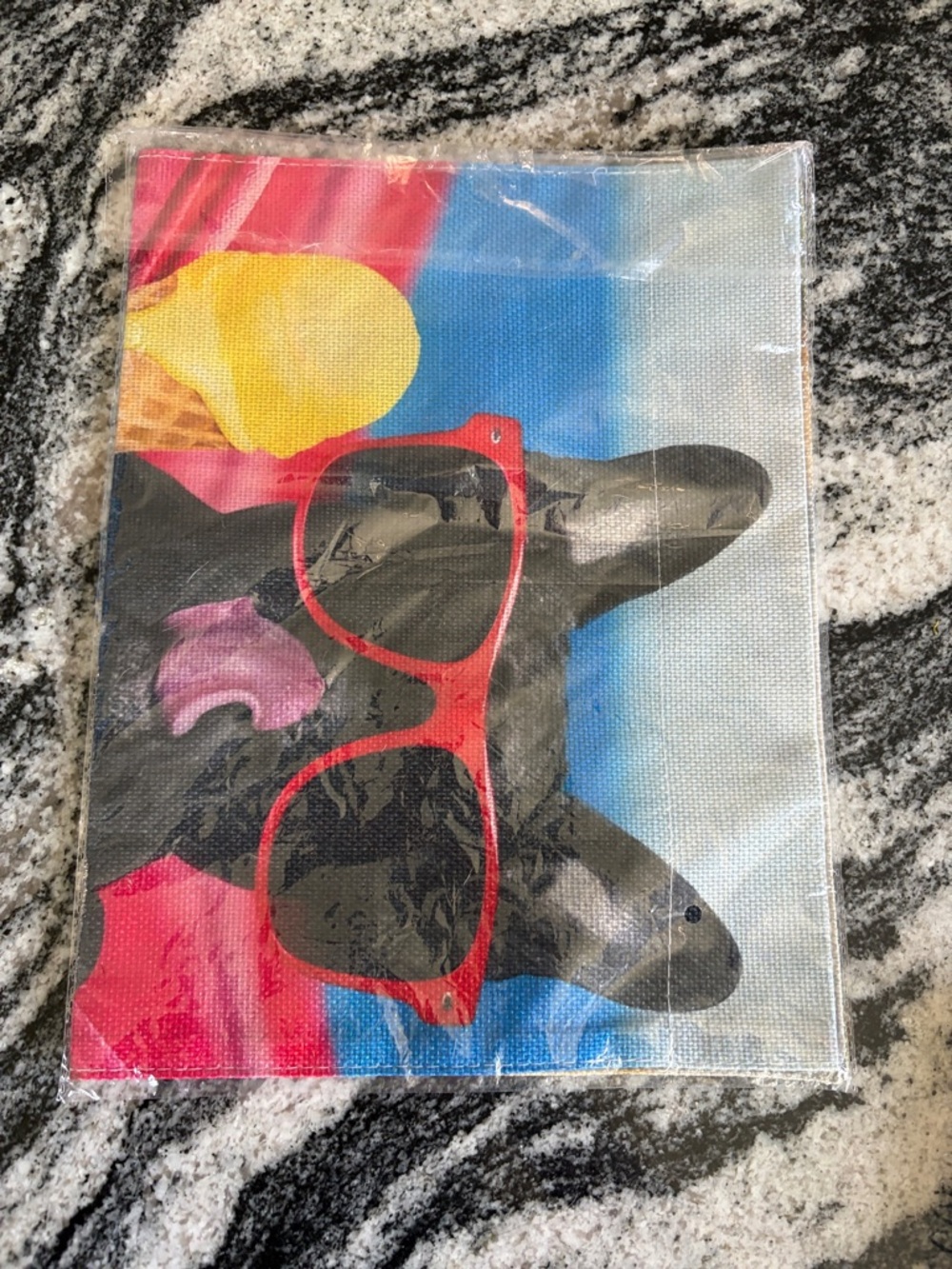 NWT French Bulldog Summer Garden Flag 12x18 Yard Decor Ice Cream Sunglasses - Picture 3 of 3